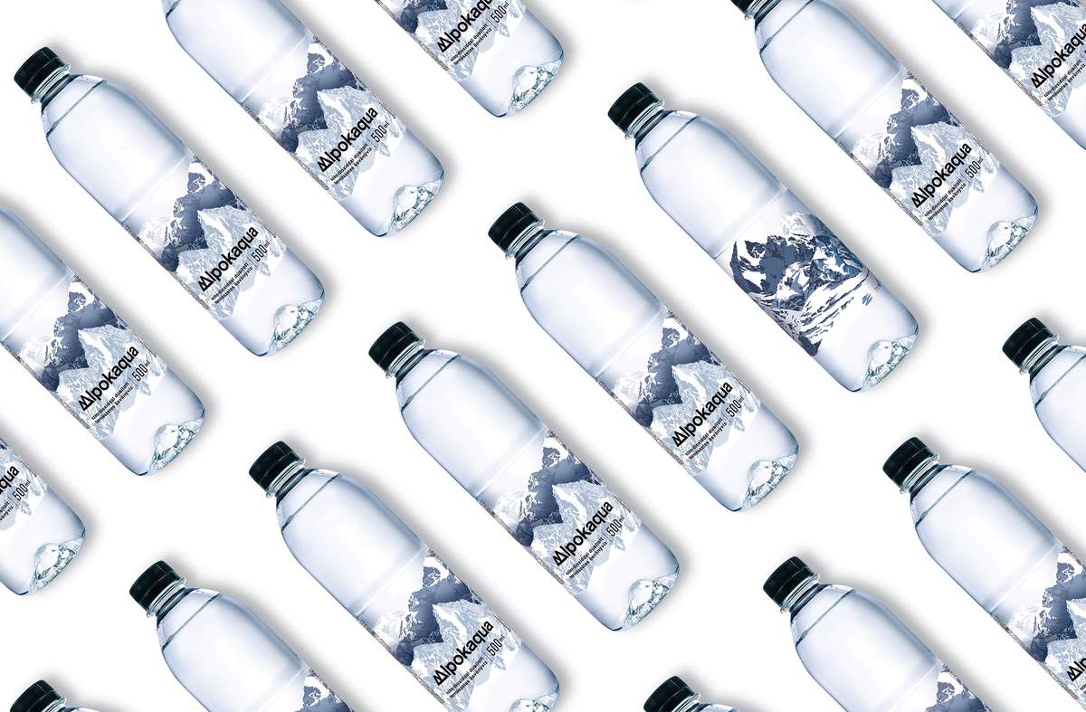 Bottled Water Stock Illustrations – 12,302 Bottled Water Stock